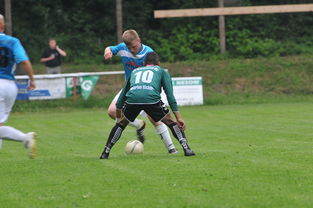 米兰体育-国家队在备战中注重体能与技术平衡，国家队体育的重视